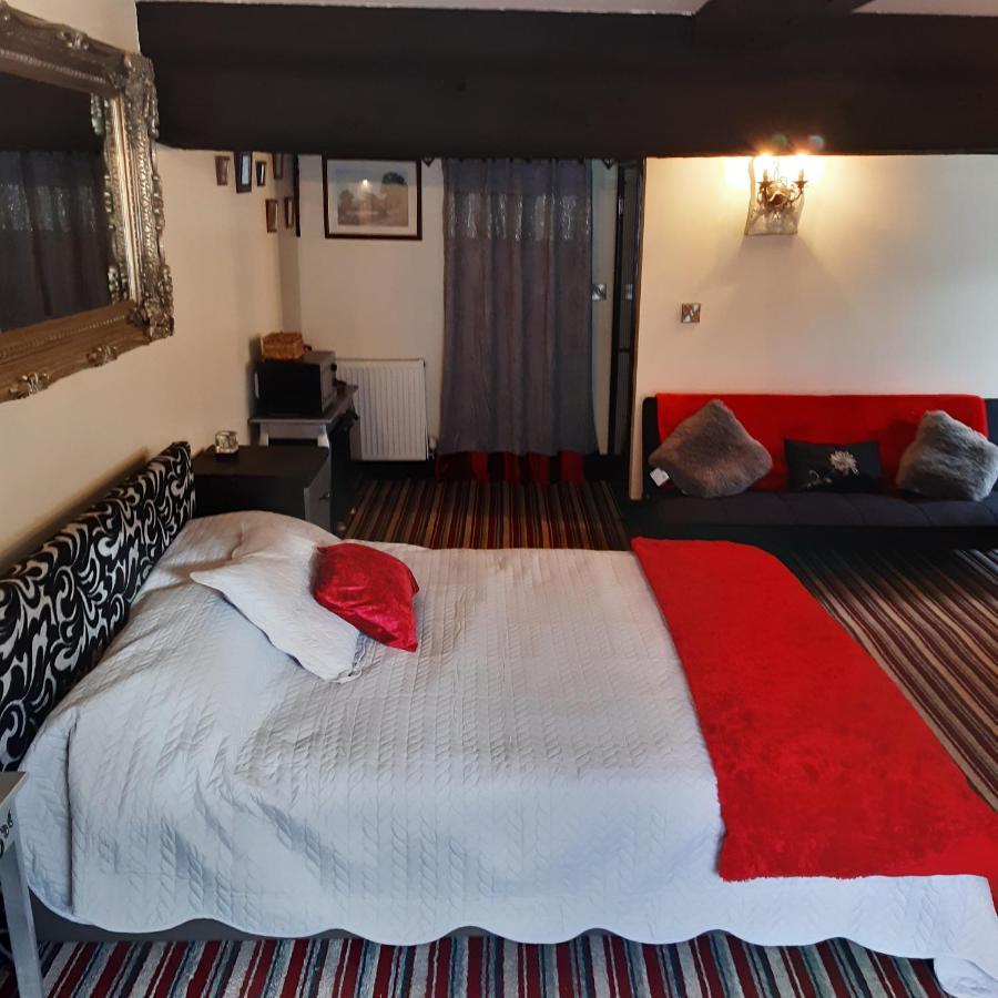 スケッグネスThe Saracens Head Old Loungeアパートメント エクステリア 写真